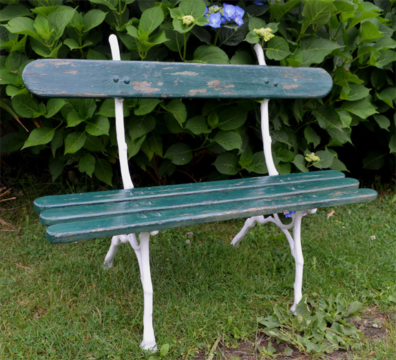 Petit Banc De Jardin Ancien Avec Pieds En Fonte Assise Planches