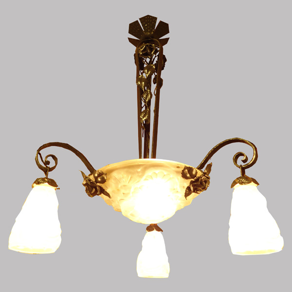 Très joli lustre ancien art deco signé degué créée par le verrier ... Lustres désign Ancien